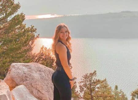 Signs She Is Trying to Make You Jealous Image